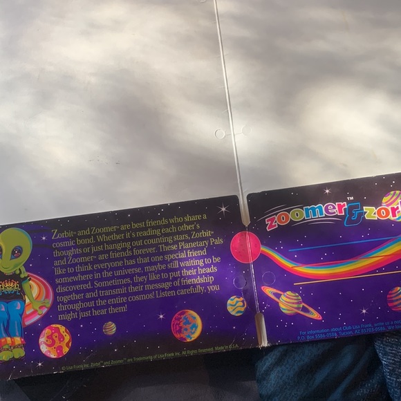 Vintage Folders - Lisa Frank, Cosmic Dolphins, Cosmic Whales - Picture 2 of 7